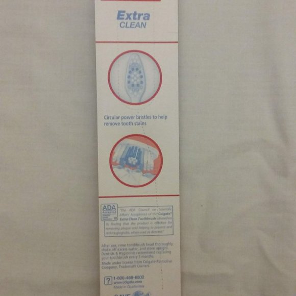 Adult Colgate Extra Clean toothbrush; size: Medium; New-Last ONE - Picture 4 of 9